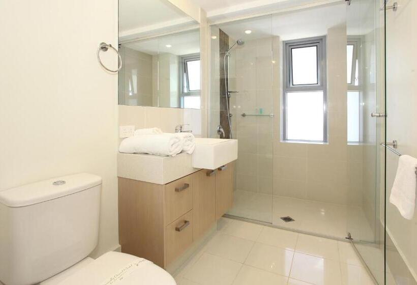 2 Bedrooms Apartment Lake View, Signature Waterfront Apartments