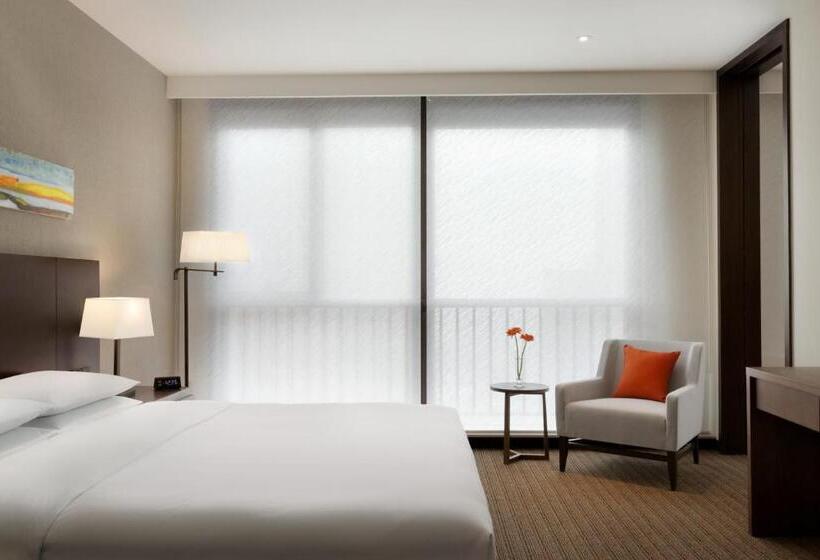 سوئیت با تخت بزرگ, Hyatt Place Shanghai New Hongqiao