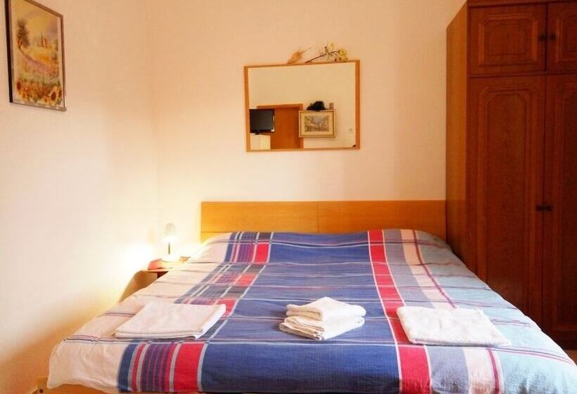 חדר סטודיו סטנדרד, Apartments Kate