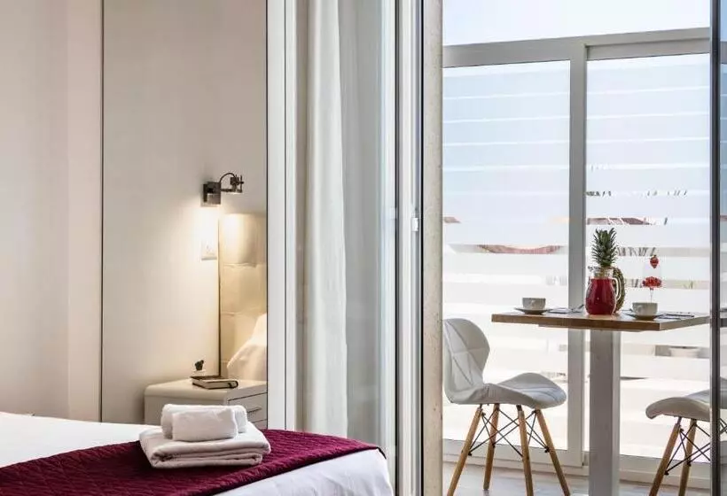 オーシャンビュージュニアスイート, Pantanello Rooms Avola