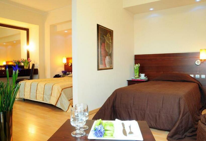 Трехместный Номер Deluxe, Flisvos Hotel Nafpaktos