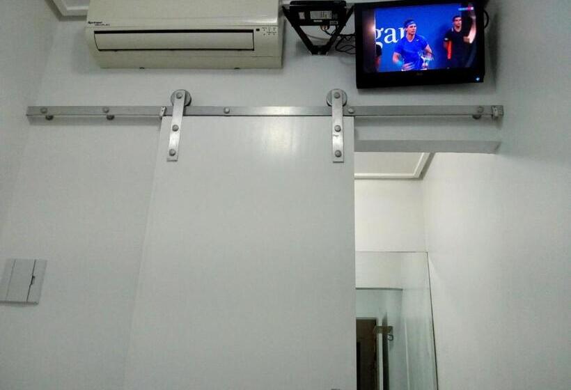 Egyágyas Standard Szoba, Colina Park