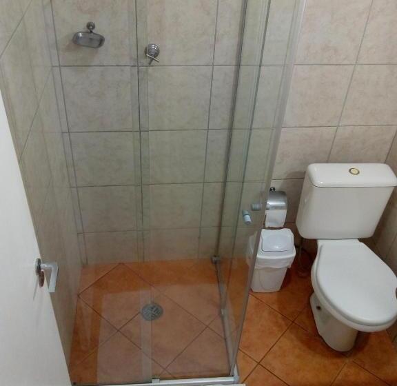 Háromágyas Standard Szoba, Colina Park