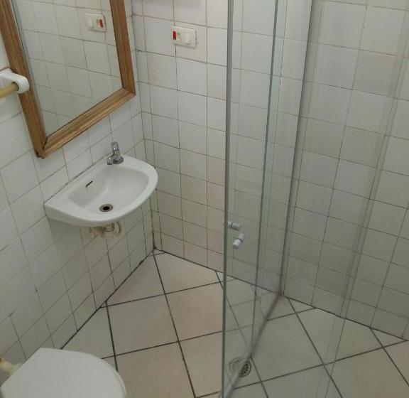 Háromágyas Superior Szoba, Colina Park