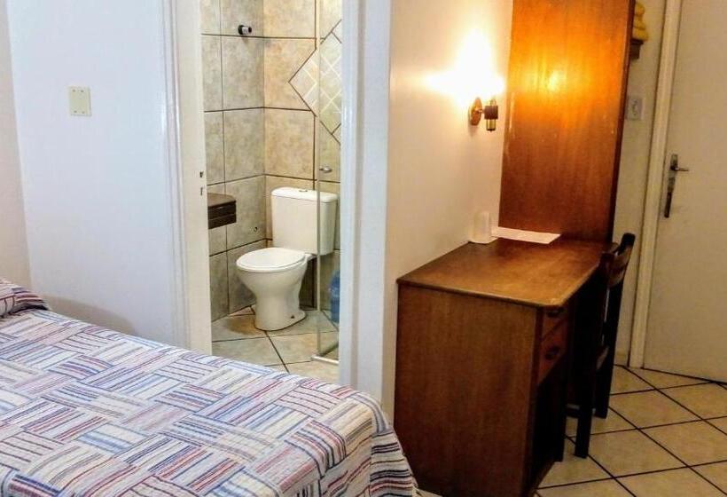 Egyágyas Superior Szoba, Colina Park