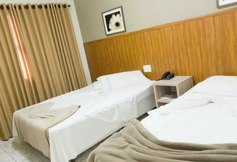 エコノミールーム, Colonial Hotel Itatiba