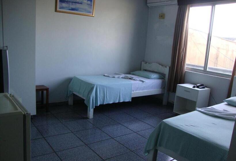 غرفة قياسية, D Arc