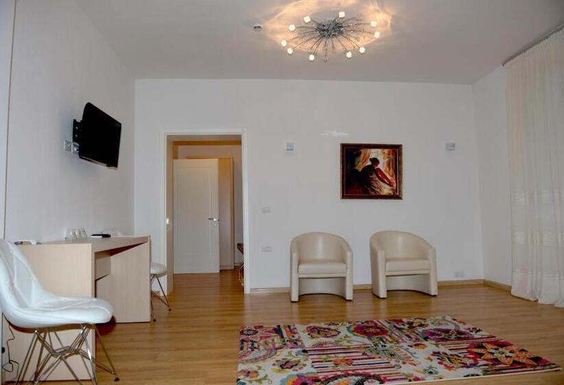 חדר דלוקס יחיד, Grand White City