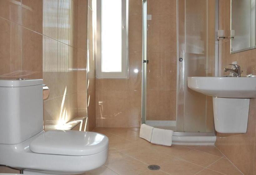 غرفة إقتصادية رباعية, Grand White City