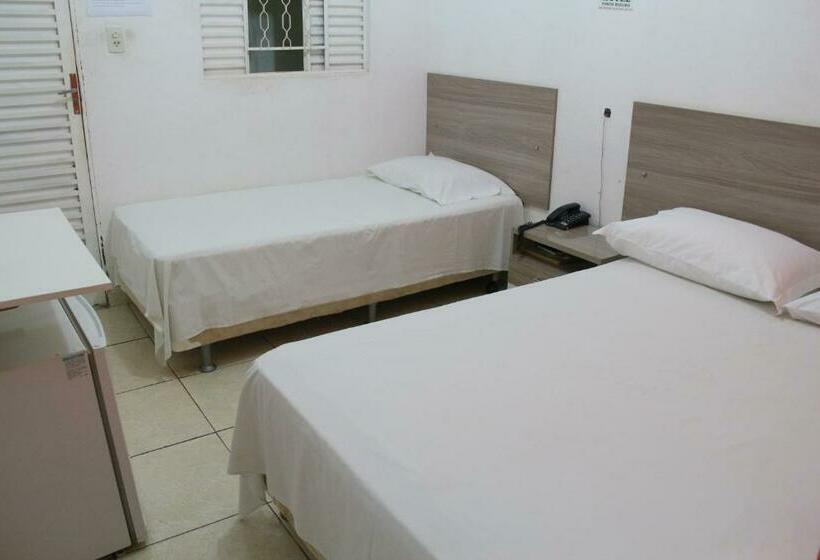 Номер Стандарт Трехместный, Porto Seguro Hotel   Porto Velho