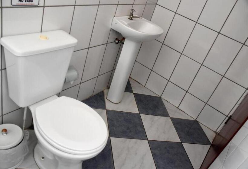 スタンダードトリプルルーム, Pousada Tokyo Plaza