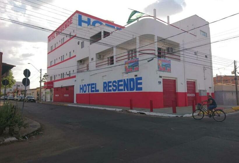Семейный Номер, Resende