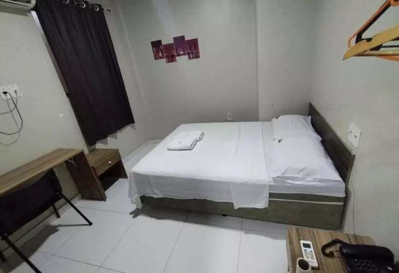 اتاق استاندارد, Resende