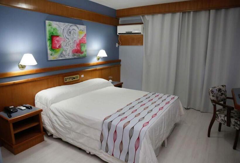 اتاق سوپریور, Susin