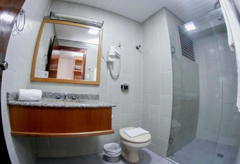 اتاق سوپریور یک تخته, Susin