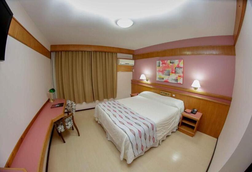 اتاق سوپریور یک تخته, Susin