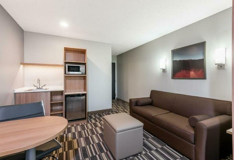 Люкс Кровать Кинг, Microtel Inn & Suites By Wyndham New Martinsville