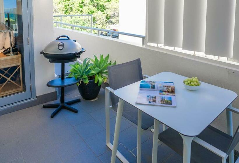 サイドシービュー１ベッドルームアパートメント, On The Beach Noosa Resort