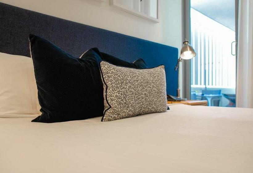 サイドシービュー１ベッドルームアパートメント, On The Beach Noosa Resort