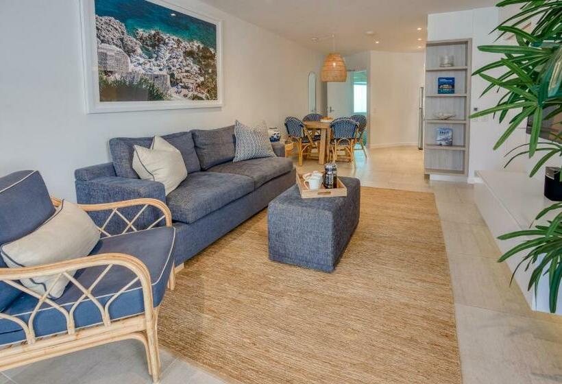 サイドシービュー１ベッドルームアパートメント, On The Beach Noosa Resort