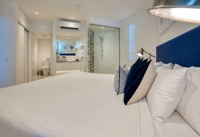 サイドシービュー１ベッドルームアパートメント, On The Beach Noosa Resort