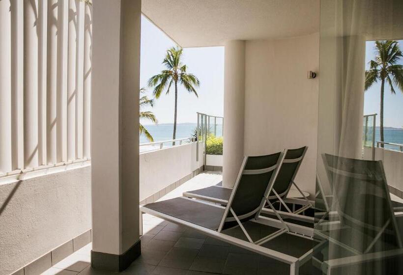 サイドシービュー１ベッドルームアパートメント, On The Beach Noosa Resort