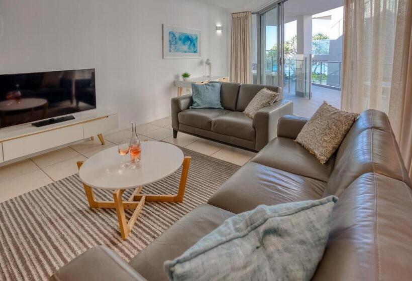 サイドシービュー１ベッドルームアパートメント, On The Beach Noosa Resort