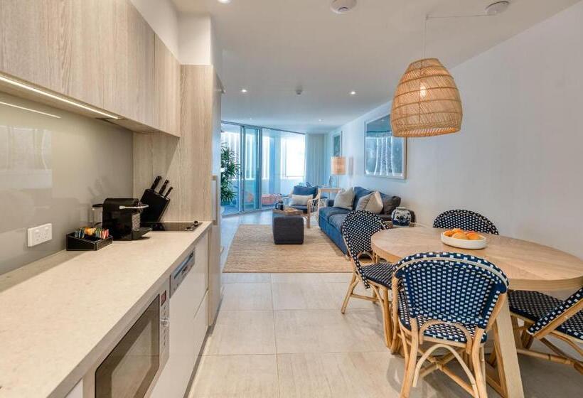 サイドシービュー１ベッドルームアパートメント, On The Beach Noosa Resort