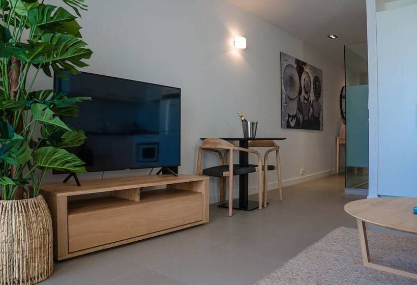 ペントハウススイート, On The Beach Noosa Resort