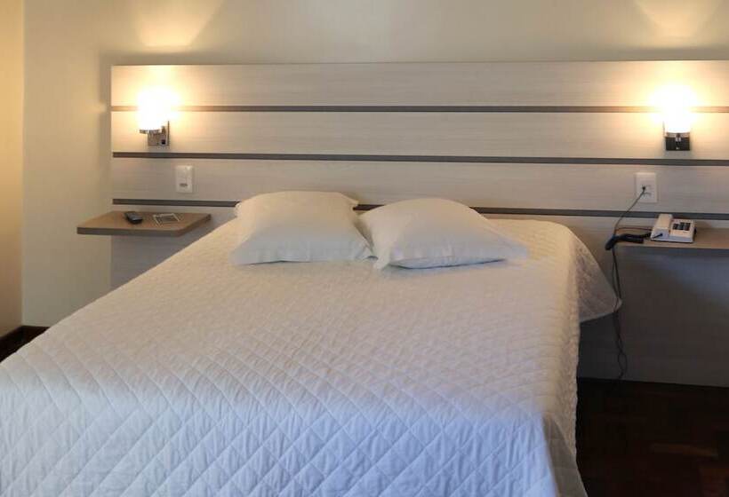 스탠다드 룸, Tri Hotel Xanxerê