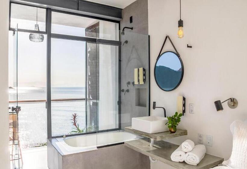 Номер Стандарт Вид на Море, Casa Luz