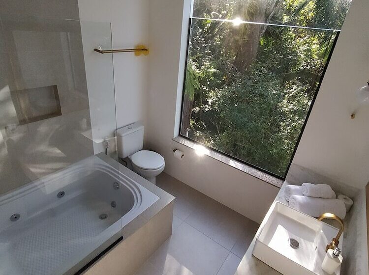 Quarto Deluxe Vista Mar, Casa Luz