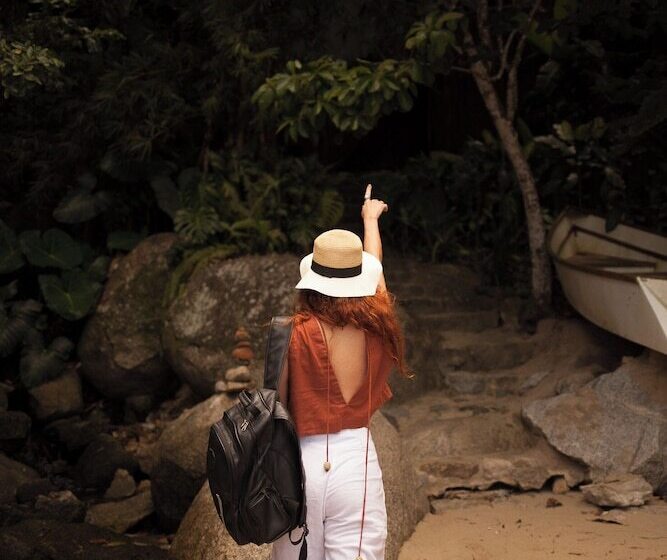 Хижина, Casa Luz