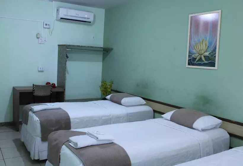 スタンダードトリプルルーム, Domus Hotel Veneza Ipatinga