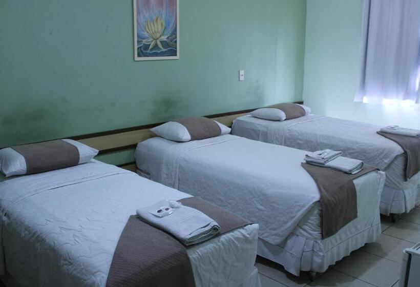 Номер Стандарт Трехместный, Domus Hotel Veneza Ipatinga