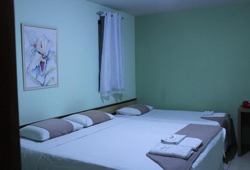 غرفة قياسية ثلاثية, Domus Hotel Veneza Ipatinga