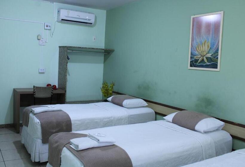 غرفة قياسية ثلاثية, Domus Hotel Veneza Ipatinga