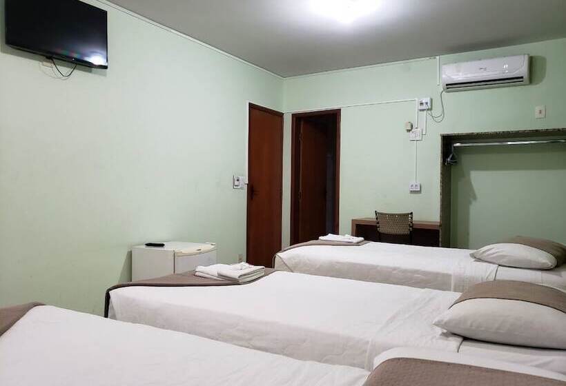 غرفة قياسية ثلاثية, Domus Hotel Veneza Ipatinga