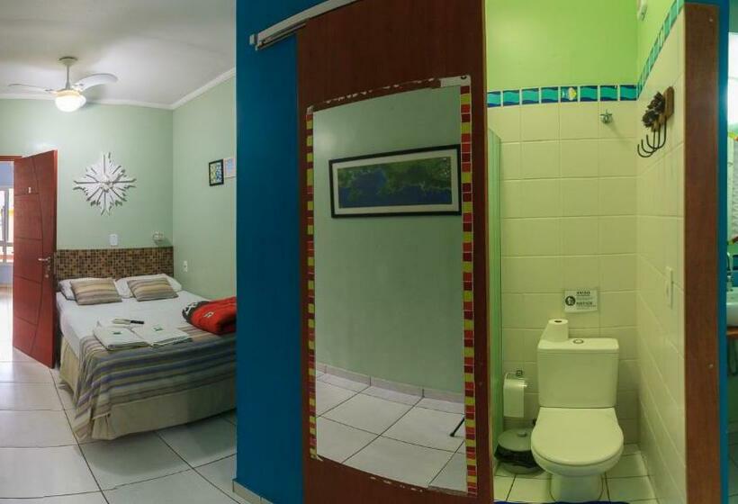 اتاق استاندارد, Guaruja Hostel