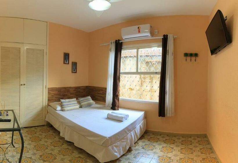 اتاق استاندارد, Guaruja Hostel