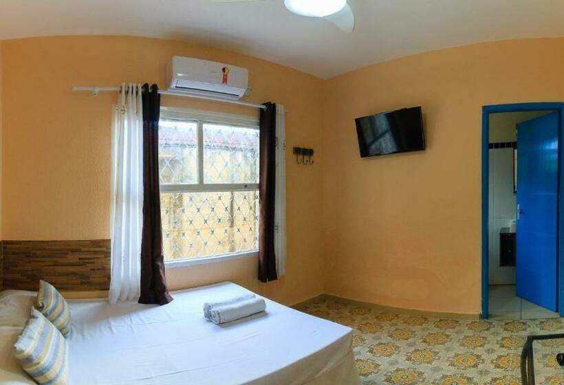 اتاق استاندارد, Guaruja Hostel