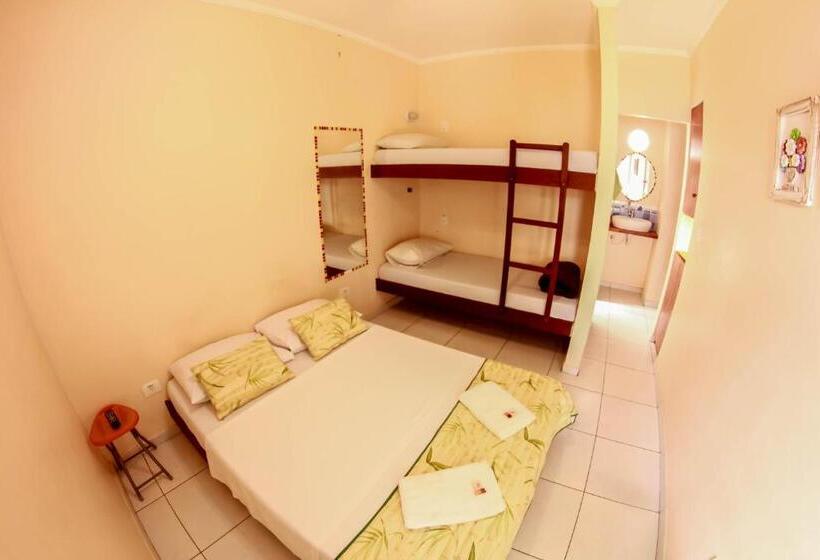 اتاق استاندارد چهار تخته, Guaruja Hostel