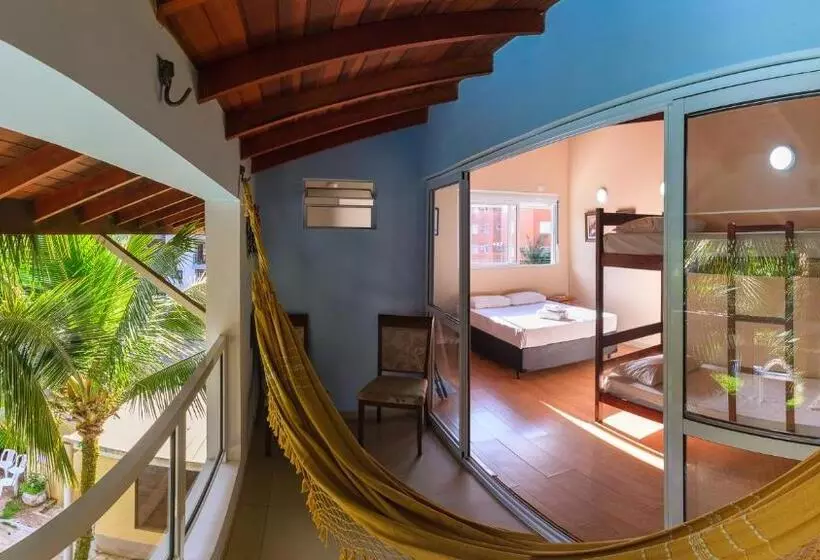 Perhesviitti, Guaruja Hostel