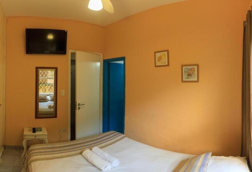 Quarto Estandar, Guaruja Hostel