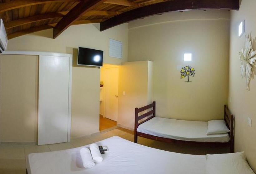 Quarto Triplo Deluxe, Guaruja Hostel