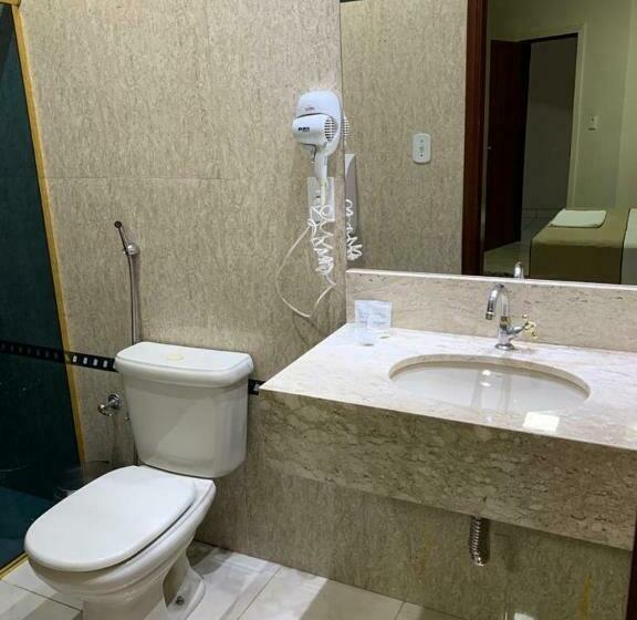 غرفة ديلوكس, Arlen