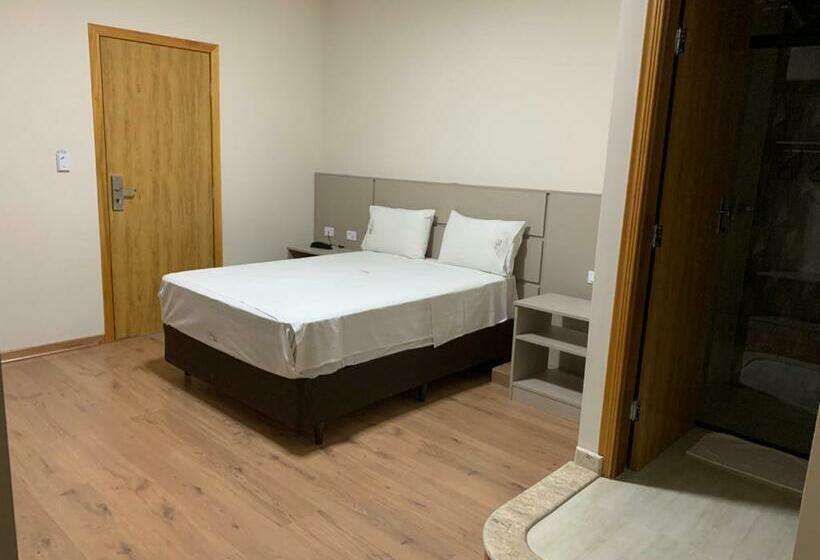 غرفة قياسية, Arlen