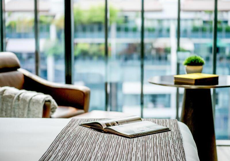 Номер Стандарт, B&b Hotel Salon De Provence