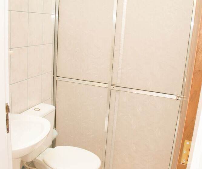 חדר סופריור לשלושה, Casablanca