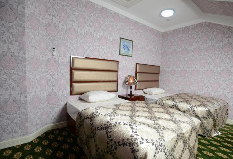 سوییت سوپریور, City Line Boutique